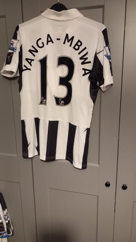 Yanga mbiwa match worn issued - mbiwa, worn/issued