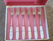 Portmeirion Dawn Chorus Pastry Forks – Set of 6 – Original Box – Floral Handles