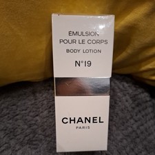 Chanel N°19 body lotion 200ml