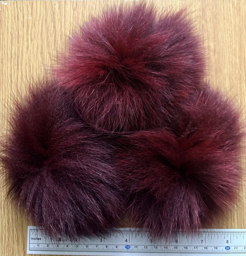 Arctic fox tail - piece., fly
