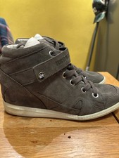 Superdry Swede Women’s Trainers Stone Grey UK7 EU40 Built In Heel VGC