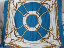 Vintage Ladies Large Scarf/Shawl