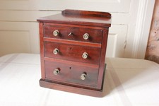 Small  Mahogany? possible