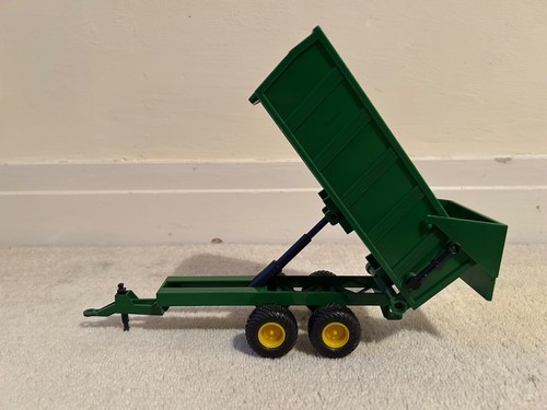Tim toys farm tipping - 1:32,
