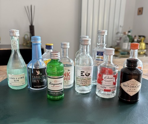 Different miniature gin - different,