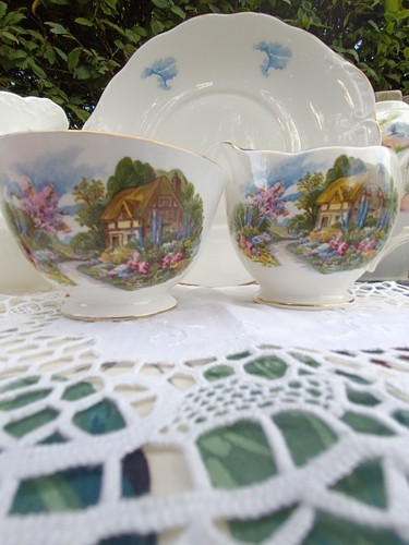 Vintage royal vale milk jug - vintage,