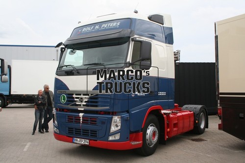 Truck photo volvo tractor - truck,