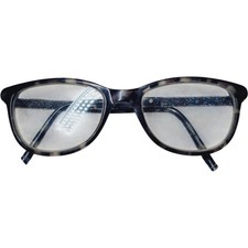 Twiggy for Aurora Glasses