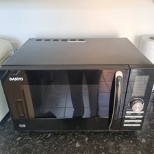 Sanyo 800w Digital Microwave