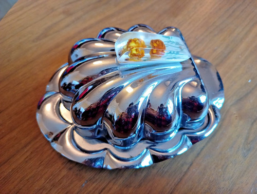 Mid century chrome scallop - mid,