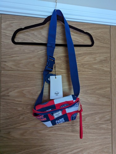Bnwt herschel psg - herschel, bag