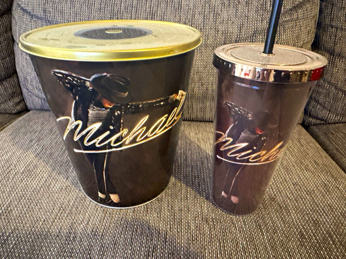 Michael jackson movie - movie, popcorn