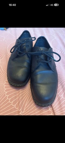 Marten shoes size 8 - shoes,