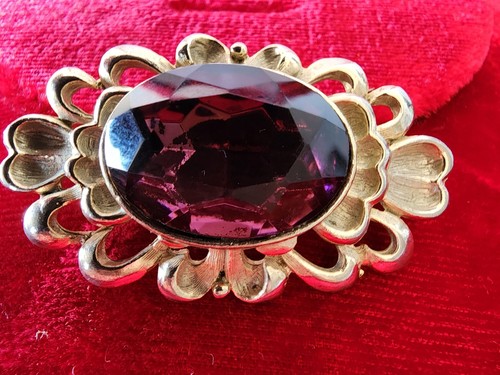 Vintage sphinx gold tone - vintage,