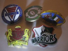 5 RARE OLD AMATEUR RUGBY LEAGUE FOOTBALL CLUB ENAMEL BROOCH PIN BADGES SET 4