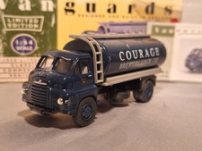 LLEDO VANGUARDS 1:64 BEDFORD S TYPE TANKER - COURAGE BREWERY VA7004