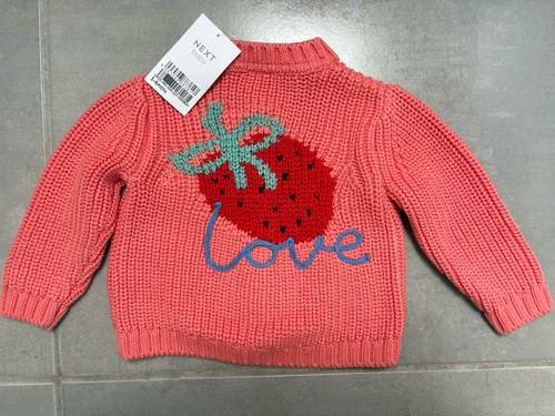 Bnwt next strawberry - bnwt, chunky