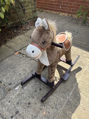 Rocking horse fair - in,