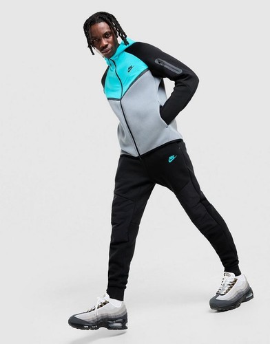 Nike tech fleece - nike,