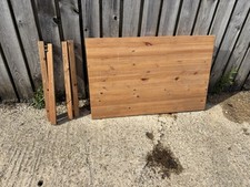 Medium Sized Dinner Table