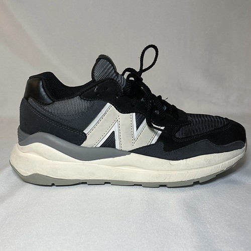 New balance black - 57/40, magnet