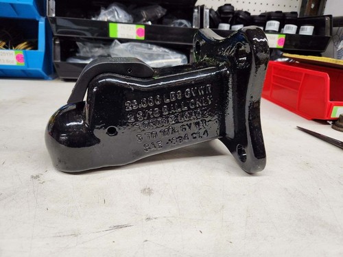 Demco trailer coupler - demco, coupler-cast