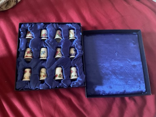 Thimbles piece collection - thimbles,