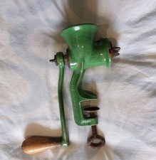 Hand Operated Cast Iron Manual Rotary Meat Mincer Green Enamelled Preowned 