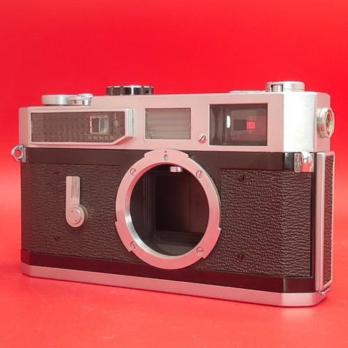 Near mint canon 7 35mm - mint],