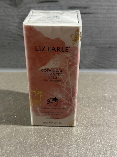 Liz earle botanical essence - liz,