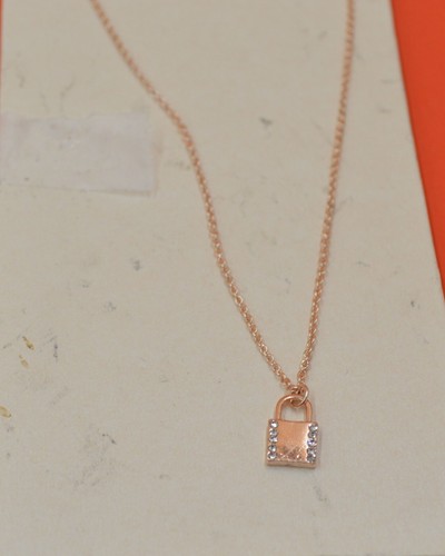 New dorothy perkins necklace - new,