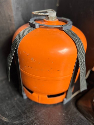 3kg gas bottle cylinder - up,
