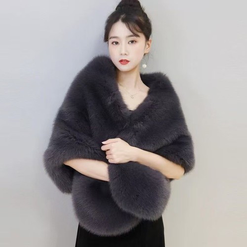 Women faux fur - faux,