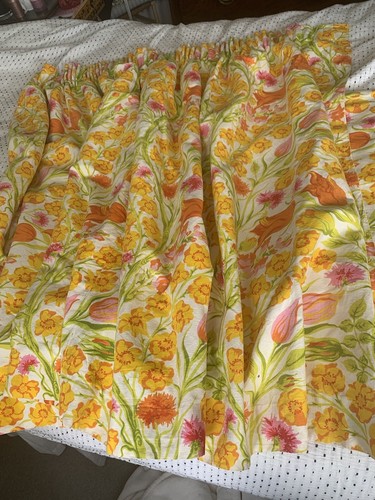 Vintage retro bright - bright, fun