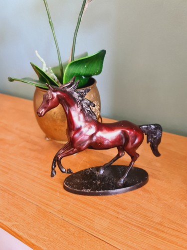 Solid bronze race horse - solid,