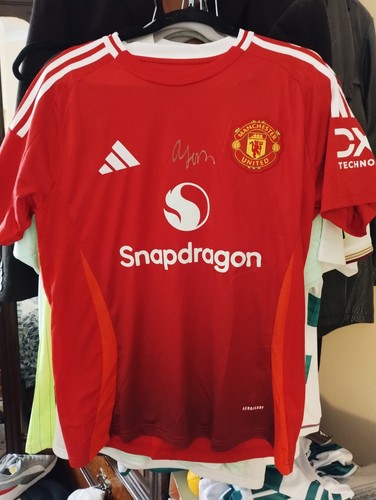 Alex ferguson signed football - ferguson,