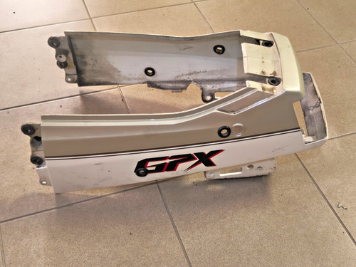 Kawasaki gpx750 1987 88 - kawasaki,
