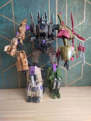 Transformers fall cybertron - transformers,