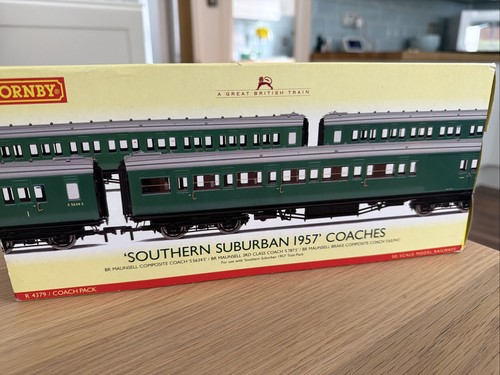 Hornby r4379 gauge set - 'oo',