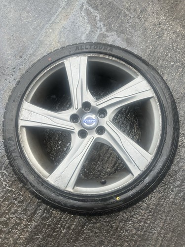 Volvo v40 s60 v60 v70 - volvo, 18"