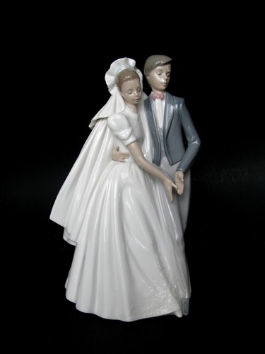 Nao lladro bride and - and, groom