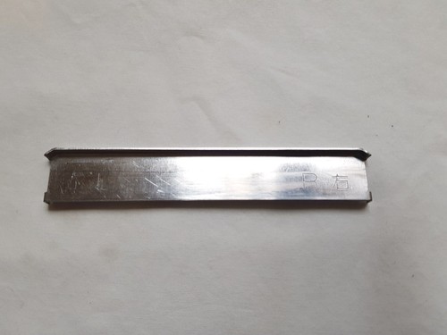 Silver reed knitmaster - reed,