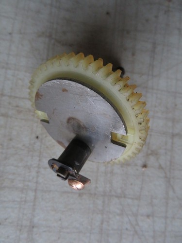 Lucas windscreen wiper motor - lucas,