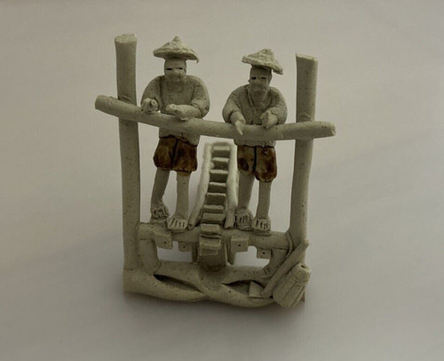 Mudmen chinese figurine 2 - chinese,