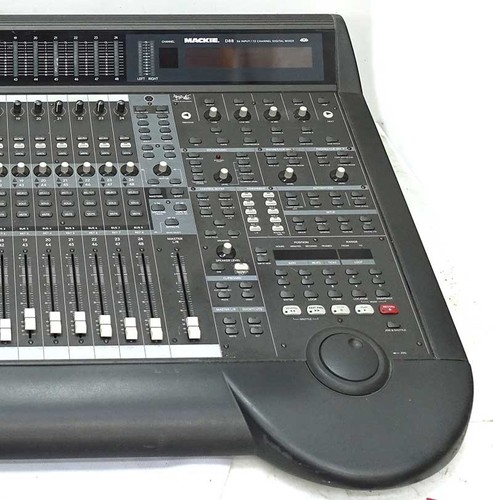 Mackie d8b digital mixer - mackie, with