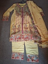 Pakistani 3 piece suit