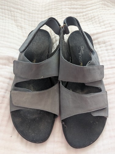 Clarke size blue leather - size,