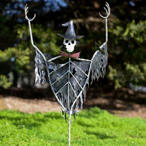 Recycled metal skeleton garden - metal,