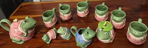 Mary ann baker frog ceramic - ann,