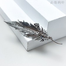 Vintage Feather Retro Diamante